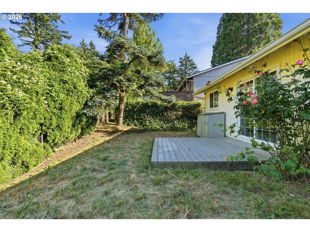 11612 Sw 49TH Ave, Portland, OR 97219