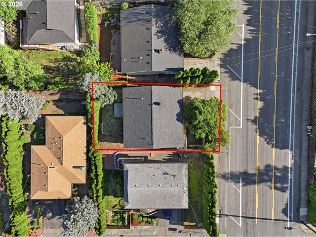 11612 Sw 49TH Ave, Portland, OR 97219
