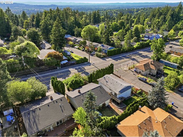 11612 Sw 49TH Ave, Portland, OR 97219