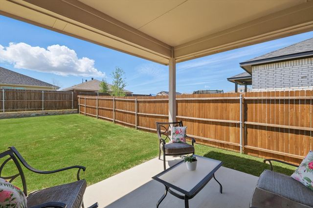 120 Texasage Street, Rhome, TX 76078