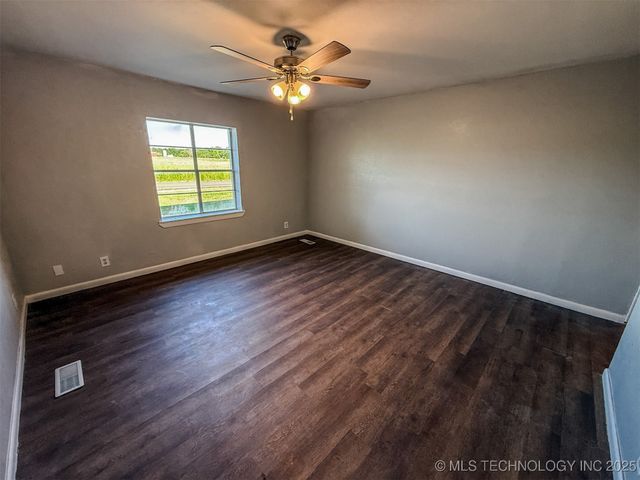 407 N Bliss Avenue, Tahlequah, OK 74464