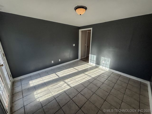 407 N Bliss Avenue, Tahlequah, OK 74464