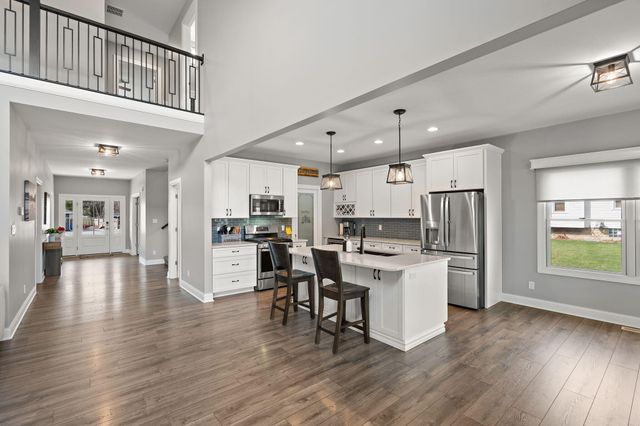 512 W Joliet Street, Crown Point, IN 46307