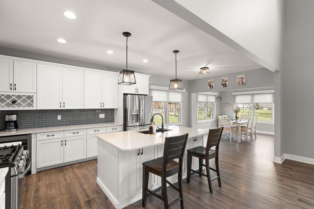 512 W Joliet Street, Crown Point, IN 46307