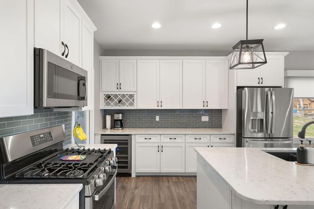 512 W Joliet Street, Crown Point, IN 46307