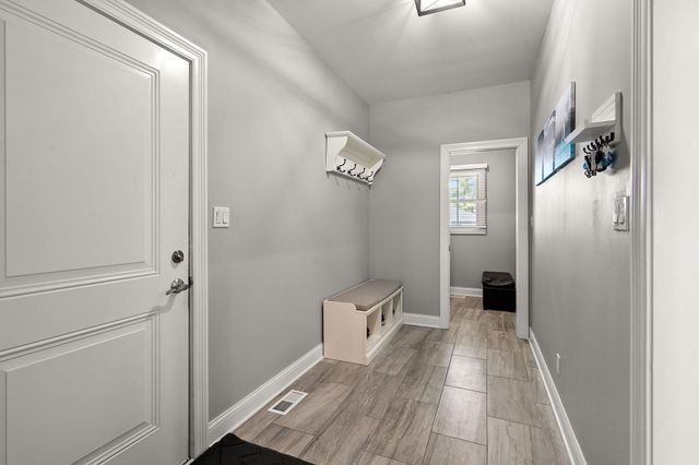 512 W Joliet Street, Crown Point, IN 46307