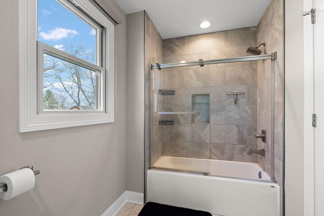 512 W Joliet Street, Crown Point, IN 46307