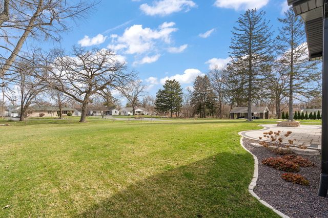 512 W Joliet Street, Crown Point, IN 46307