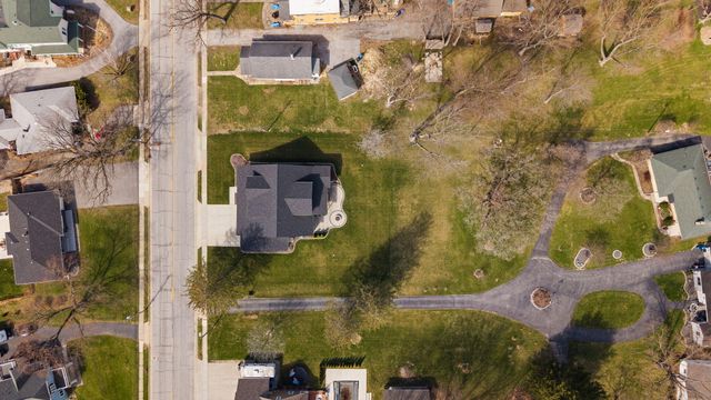 512 W Joliet Street, Crown Point, IN 46307