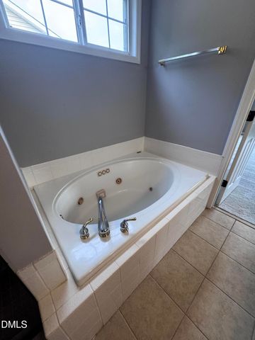 2328 Diquedo Drive, Raleigh, NC 27604