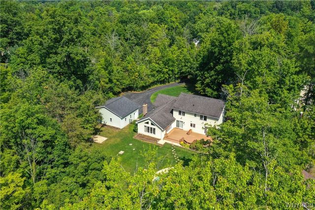 140 South Jerge Drive, Elma, NY 14059