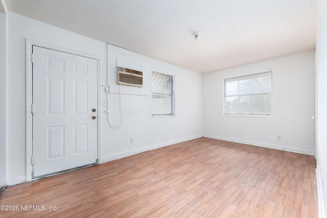 18 W 43RD Street, Jacksonville, FL 32208