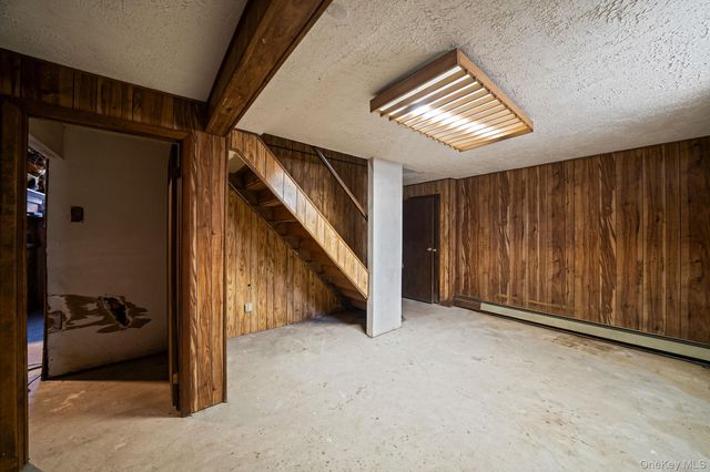 12 Ocean Avenue, East Quogue, NY 11942