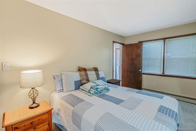 12 Ocean Avenue, East Quogue, NY 11942