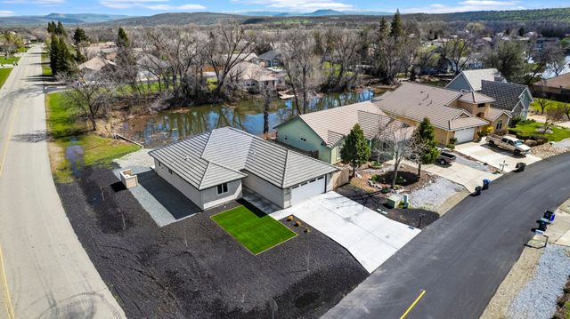 19246 Sandpiper Lane, Cottonwood, CA 96022