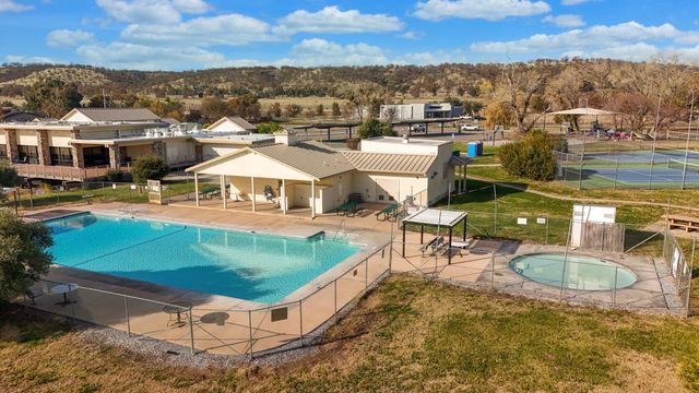 19246 Sandpiper Lane, Cottonwood, CA 96022