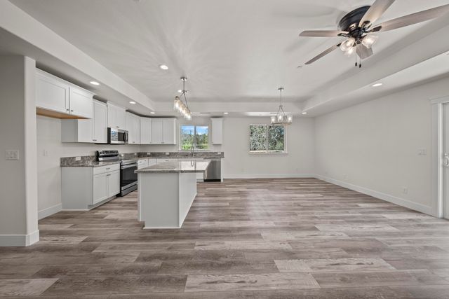 19246 Sandpiper Lane, Cottonwood, CA 96022