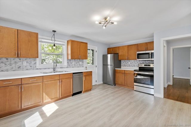 119 Sunnyside Court, Milford, CT 06460