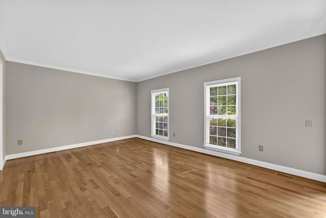 9516 OAKENSHAW DR, Manassas, VA 20110