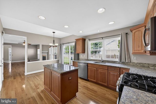 9516 OAKENSHAW DR, Manassas, VA 20110