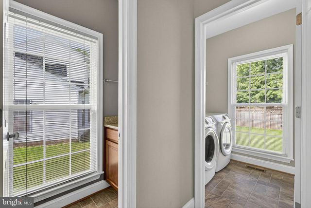 9516 OAKENSHAW DR, Manassas, VA 20110