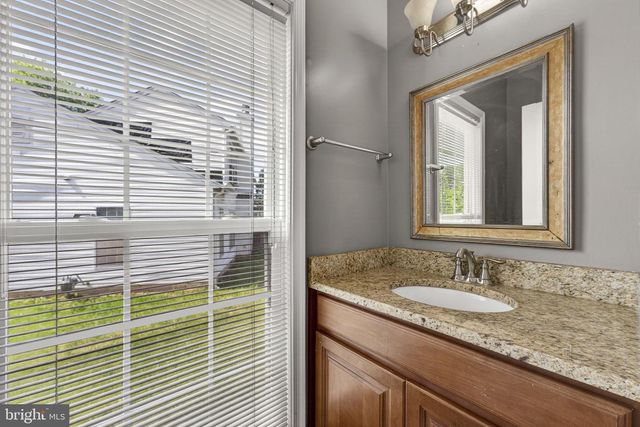 9516 OAKENSHAW DR, Manassas, VA 20110
