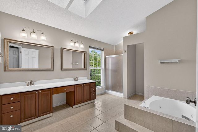 9516 OAKENSHAW DR, Manassas, VA 20110