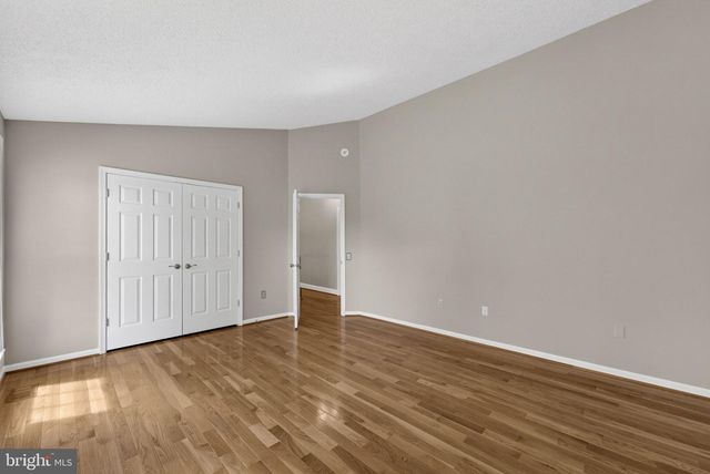9516 OAKENSHAW DR, Manassas, VA 20110