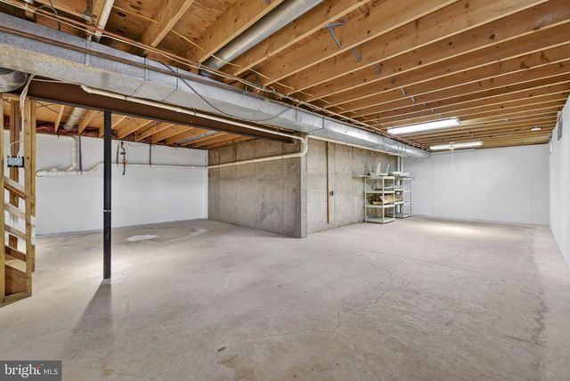 9516 OAKENSHAW DR, Manassas, VA 20110