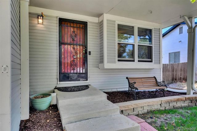 1452 S Biscay Way, Aurora, CO 80017