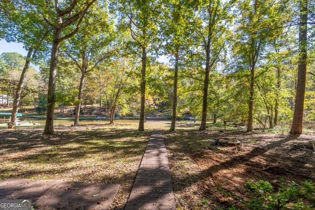 248 W River Bend Drive, Eatonton, GA 31024