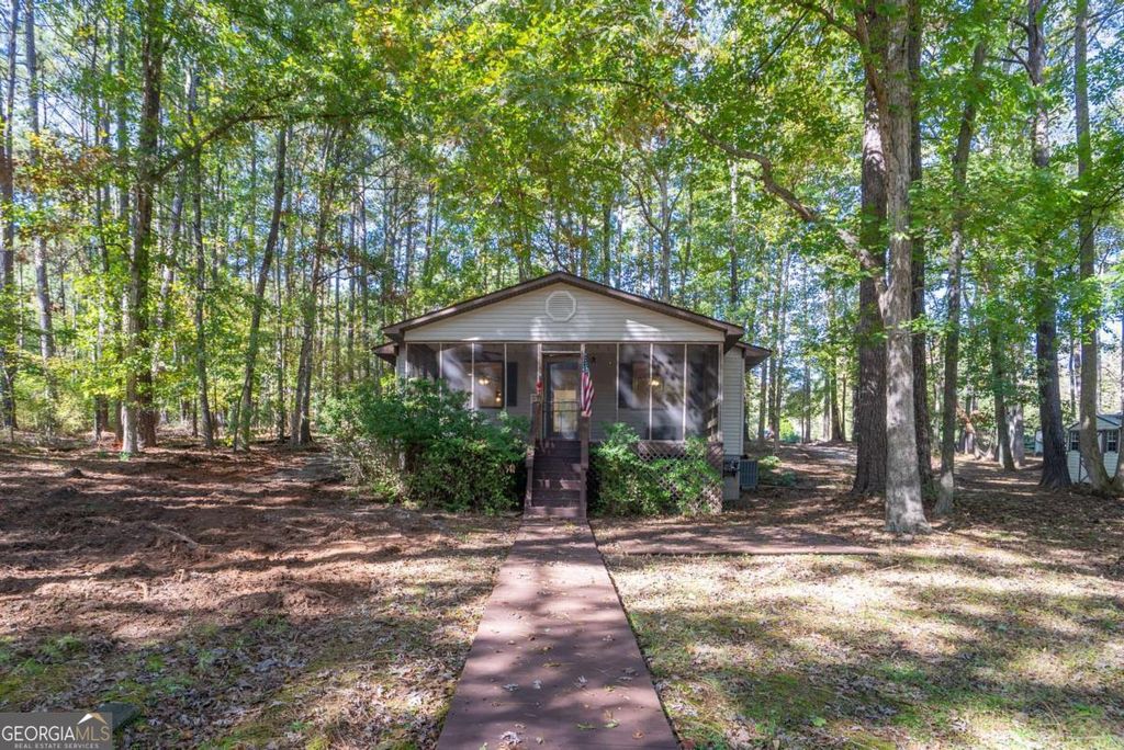 248 W River Bend Drive, Eatonton, GA 31024