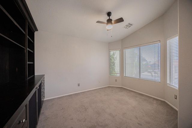 873 W Tremaine Avenue, Gilbert, AZ 85233