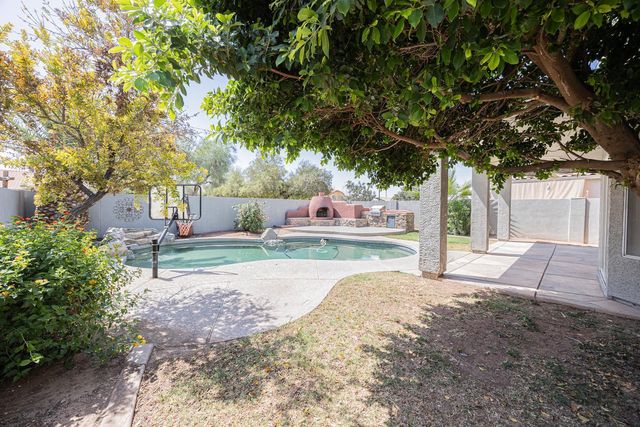 873 W Tremaine Avenue, Gilbert, AZ 85233