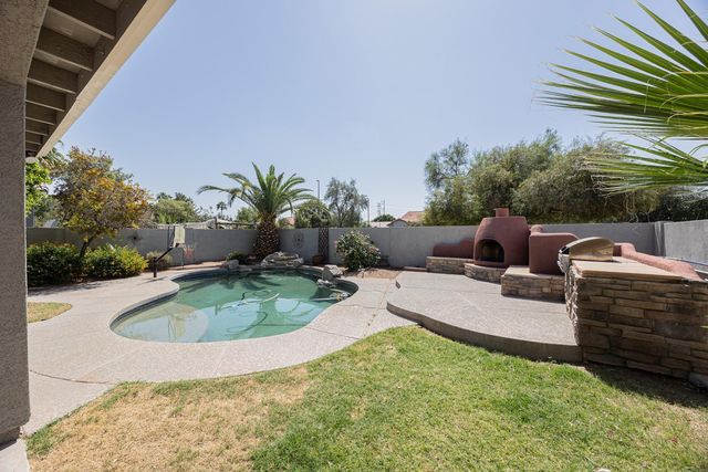 873 W Tremaine Avenue, Gilbert, AZ 85233