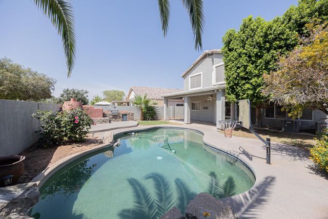 873 W Tremaine Avenue, Gilbert, AZ 85233