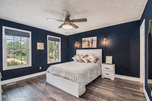 1000 Hawks Ridge, Grand Ledge, MI 48837