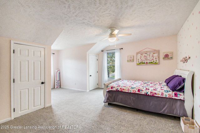 1000 Hawks Ridge, Grand Ledge, MI 48837