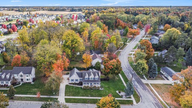 1000 Hawks Ridge, Grand Ledge, MI 48837
