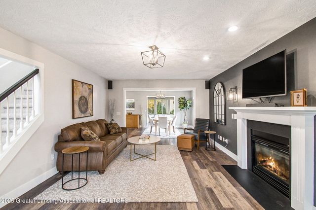 1000 Hawks Ridge, Grand Ledge, MI 48837