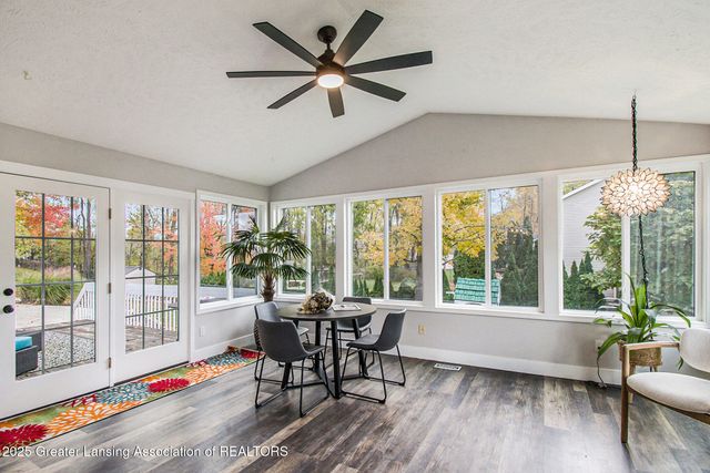 1000 Hawks Ridge, Grand Ledge, MI 48837