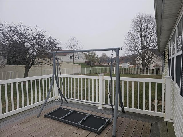5751 Horseman, Smithton, IL 62285
