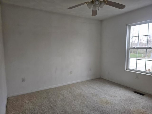 5751 Horseman, Smithton, IL 62285