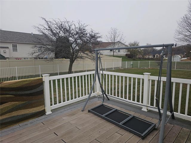 5751 Horseman, Smithton, IL 62285