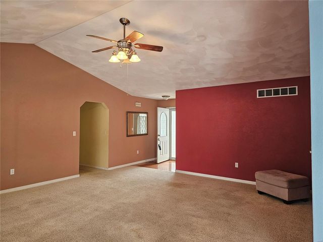 5751 Horseman, Smithton, IL 62285