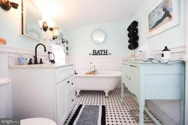 141 PEARL AVE, Cape May, NJ 08204