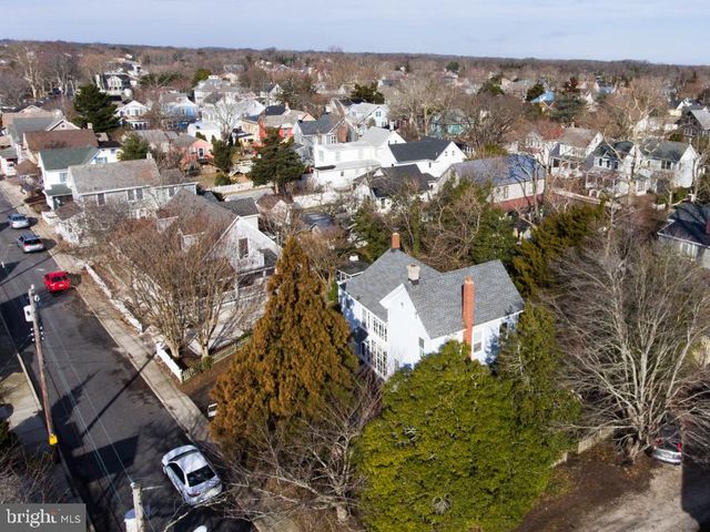 141 PEARL AVE, Cape May, NJ 08204
