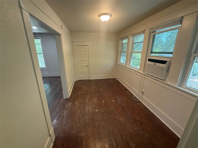 715 W Hickory Street A3, Denton, TX 76201