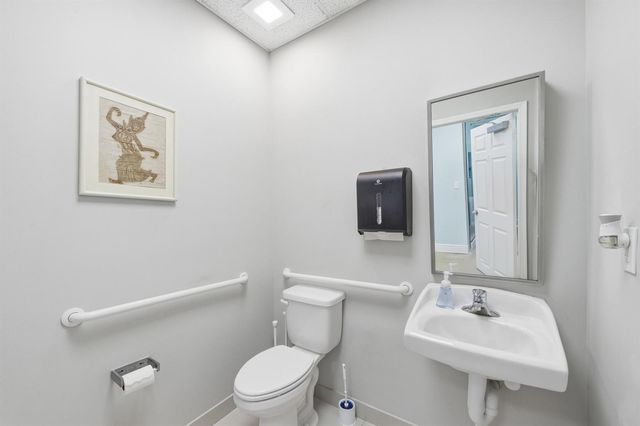 7301 Wiles Road 202, Coral Springs, FL 33067