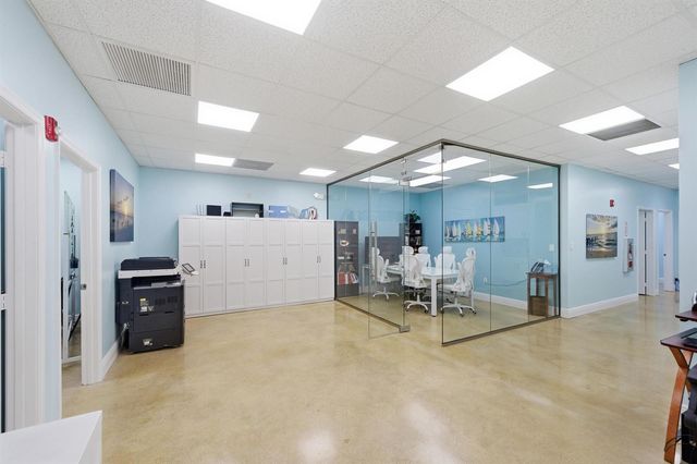 7301 Wiles Road 202, Coral Springs, FL 33067